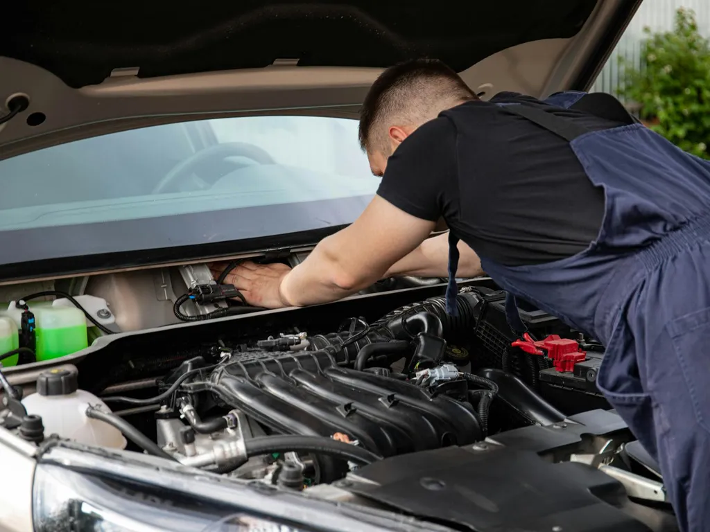 entretien-du-moteur-de-voiture